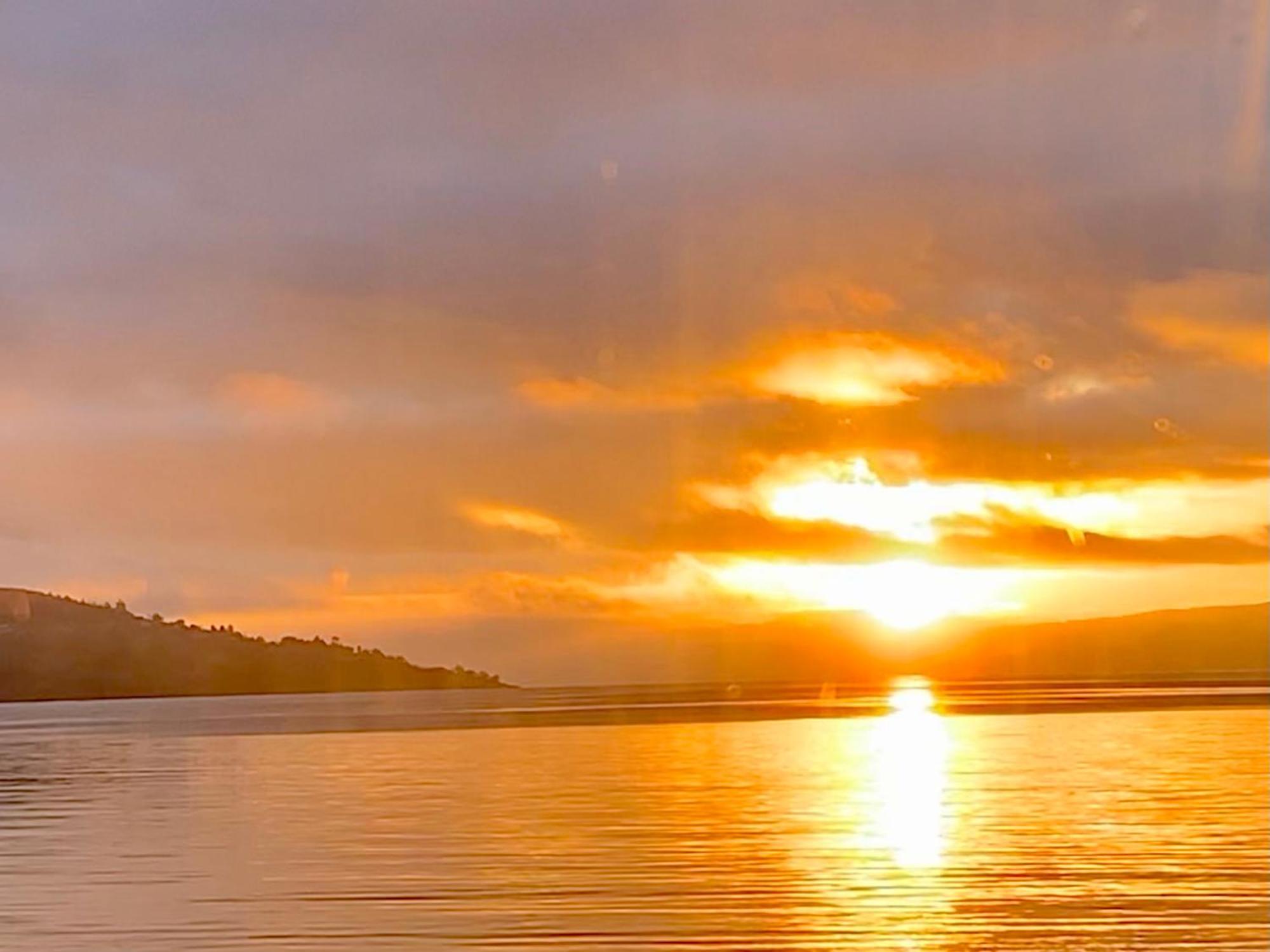 Cottage In Kilmun Argyll - 2 Bedrooms Sleeps 2 (Adults Only) Dunoon Esterno foto